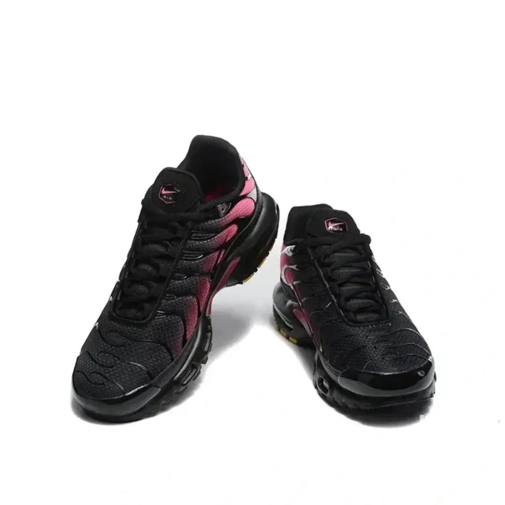 Air Max Plus TN Black Hyper Pink