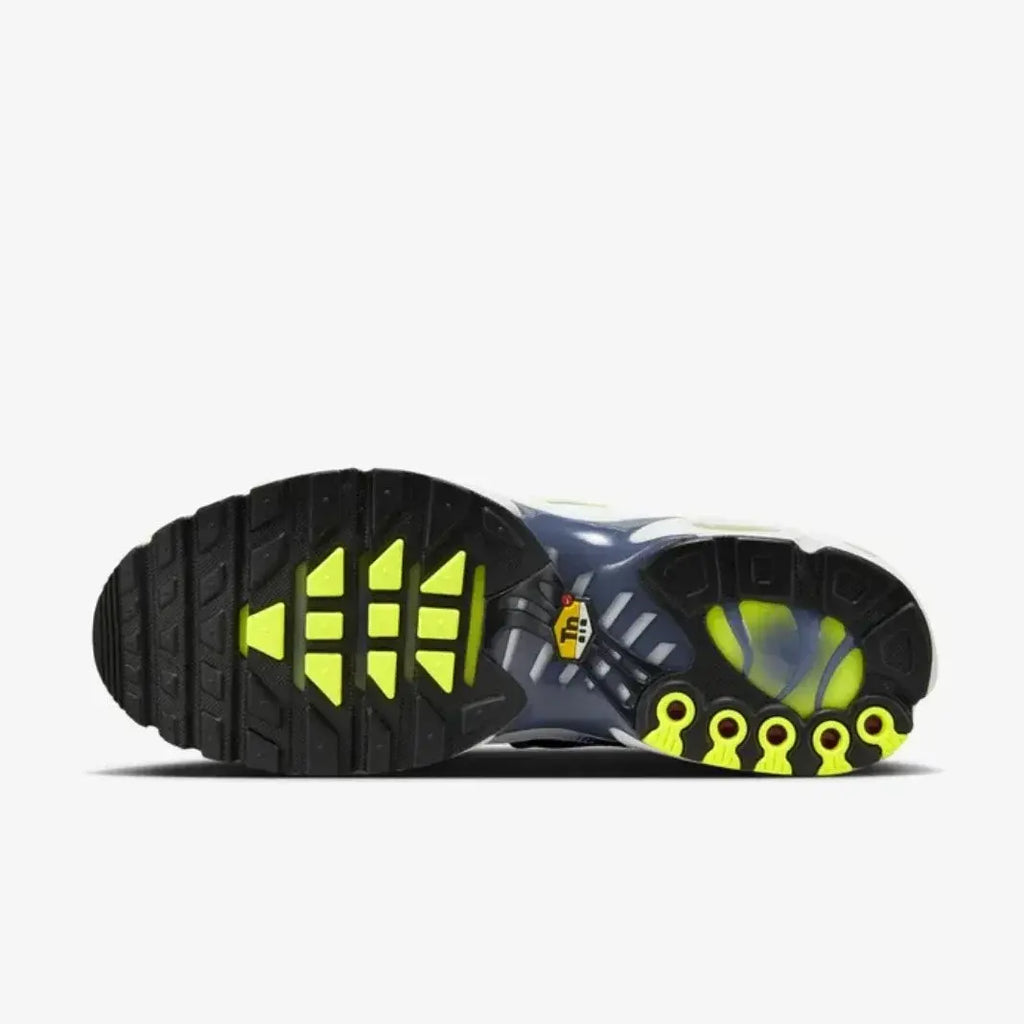 Air Max Plus TN Pebble Grey