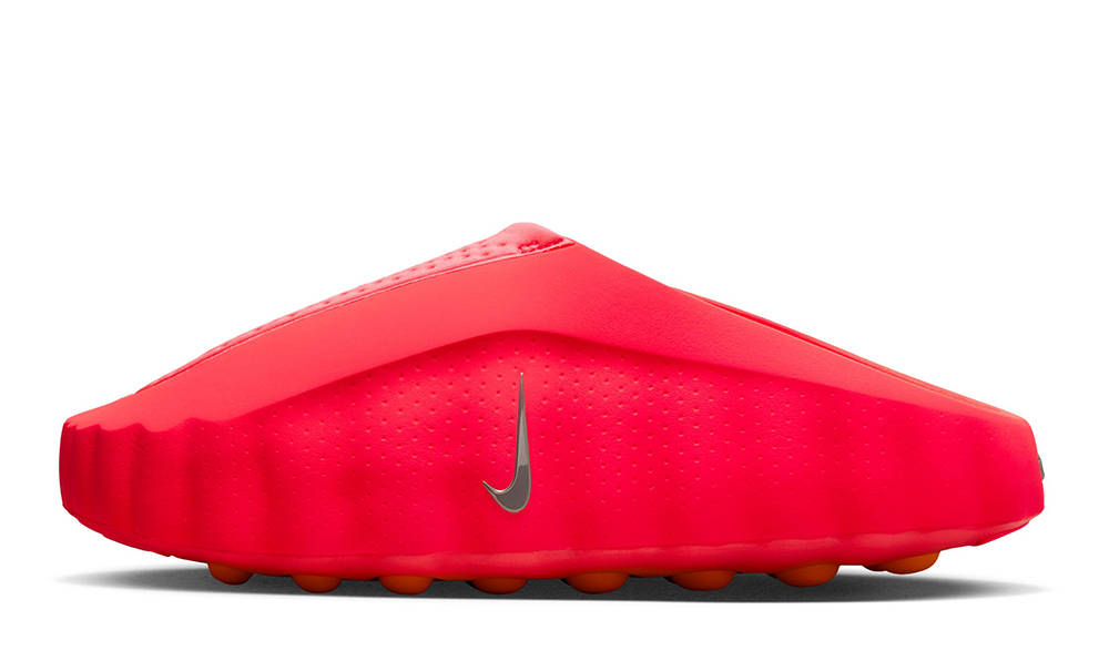 Nike Mind 001 Solar Red